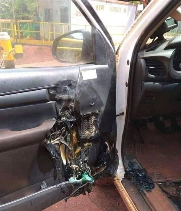 شاهد ما فعلته عبوة معقم تم تركها داخل سيارة تحت أشعة الشمس في أمريكا