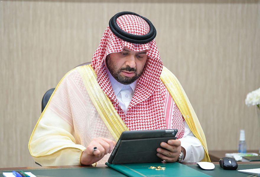 سمو أمير منطقة الحدود الشمالية يدشن عن بعد عيادات