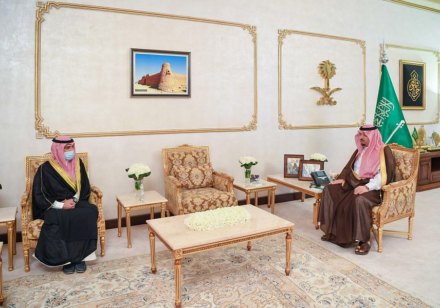 سمو أمير منطقة الحدود الشمالية يستقبل مدير عام فرع الهلال الأحمر السعودي بالمنطقة بمناسبة تكليفه