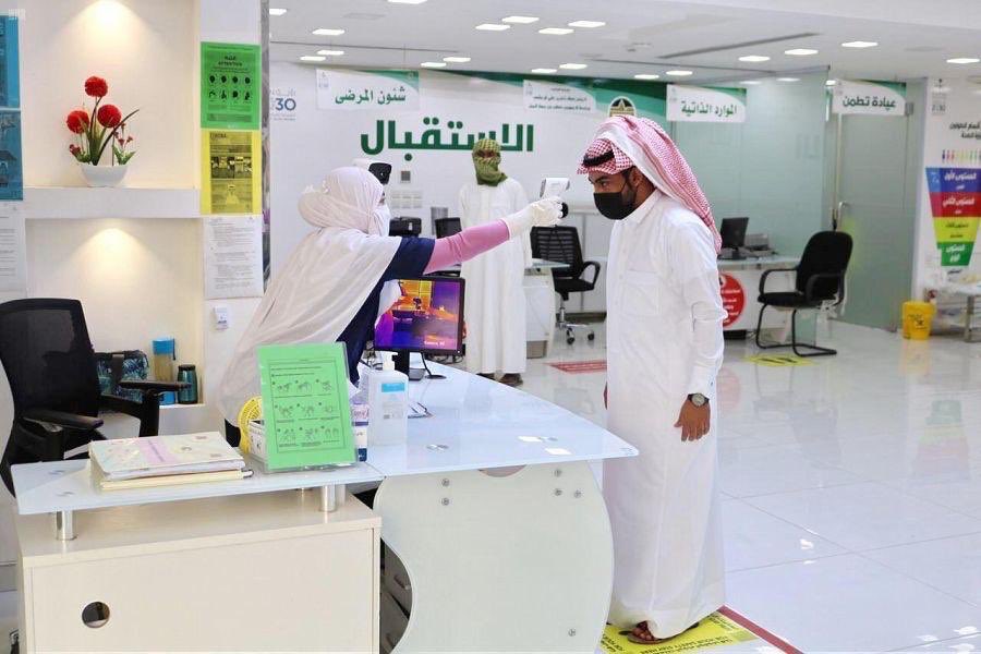 648 مستفيدًا من خدمات عيادات (تطمن) في الحدود الشمالية