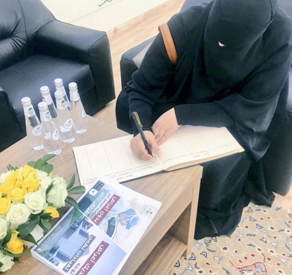 رئيسة البلدية النسائية بعرعر تستقبل الأستاذة مشاعل مفرح العنزي