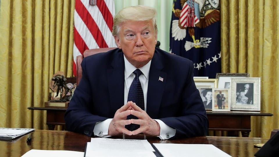 ترامب يقول إنه سيحظر تطبيق