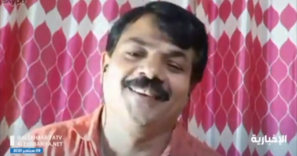 عاش بها 26 عاماً .. مُقيم هندي يفتتح مطعماً ببلاده ويُطلق عليه اسم