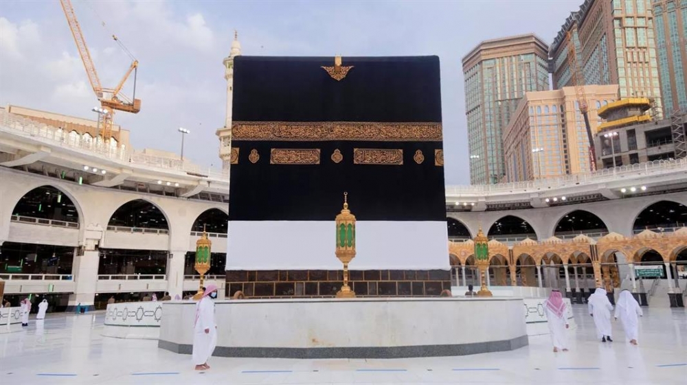 الداخلية: سيتم الإعلان عن خطة إعادة السماح بأداء العمرة تدريجيًا بناء على ما يتقرر لاحقًا