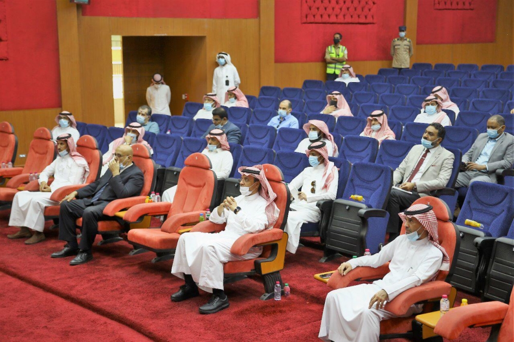 جامعة الحدود الشمالية تنظم ورشة عمل بعنوان (ممارسة البحوث العلمية عالية التأثير)