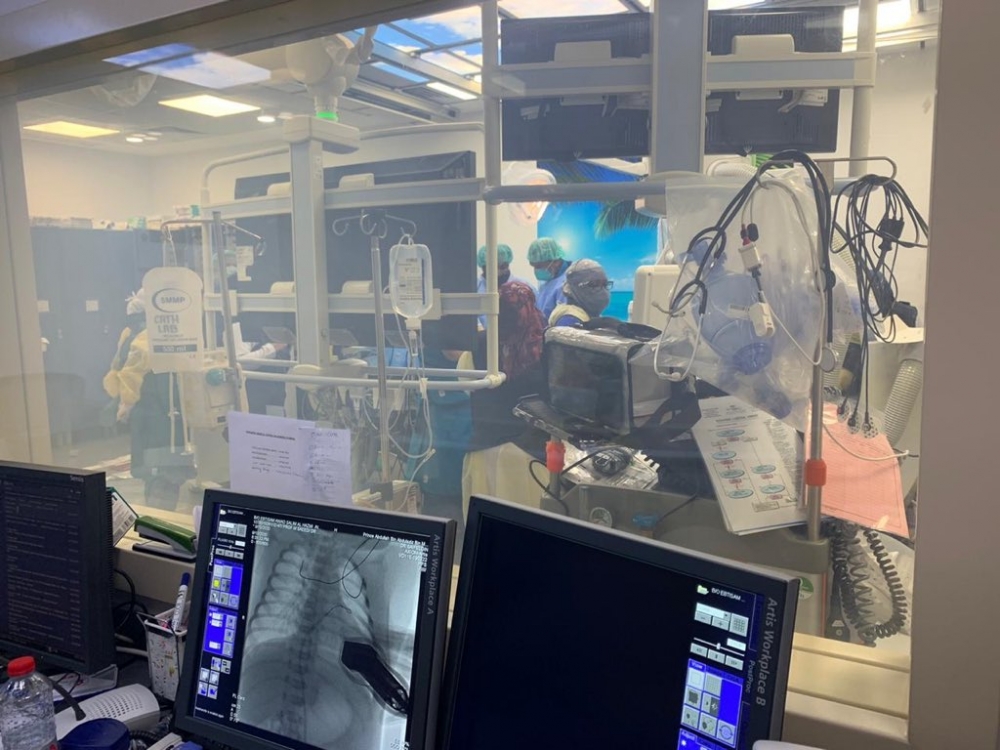 مركز القلب بعرعر ينجح بإجراء عملية قسطرة لمولود حديث الولادة