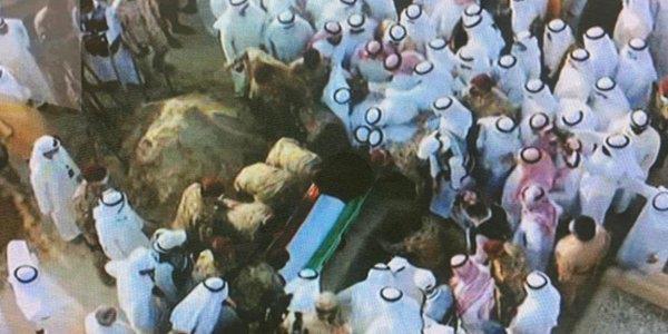 تشييع جثمان أمير الكويت الراحل إلى مثواه الأخير