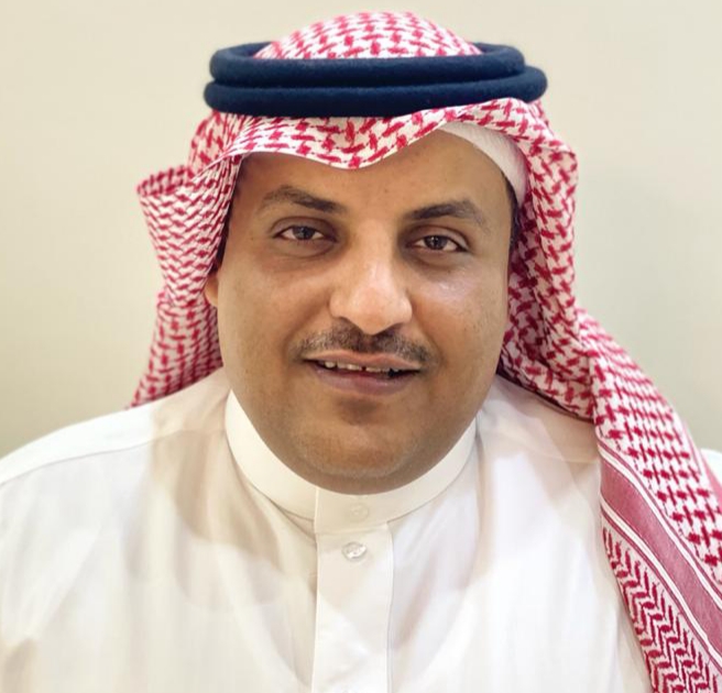 الأستاذ: عقاب نزال العنزي ينال درجة الماجستير بتقدير ممتاز