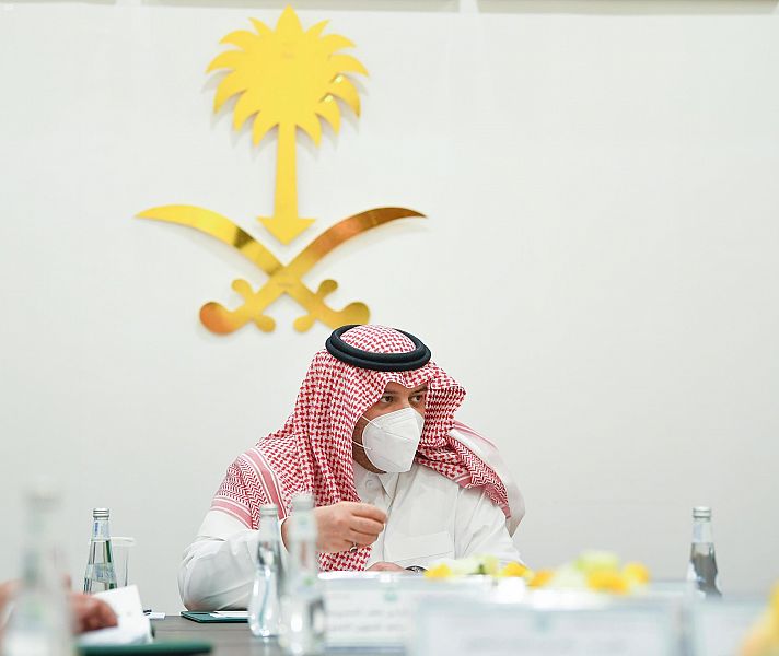 سمو أمير الحدود الشمالية يرأس اجتماع لجنة متابعة تنفيذ المشروعات بالمنطقة