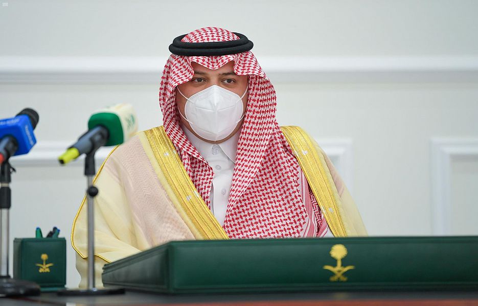 سمو أمير الحدود الشمالية يستقبل أسرة العيساوي المتنازلين عن القصاص استجابة لشفاعة سموه