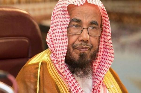 ما ضابط الجمع بين الصلوات عند نزول المطر؟