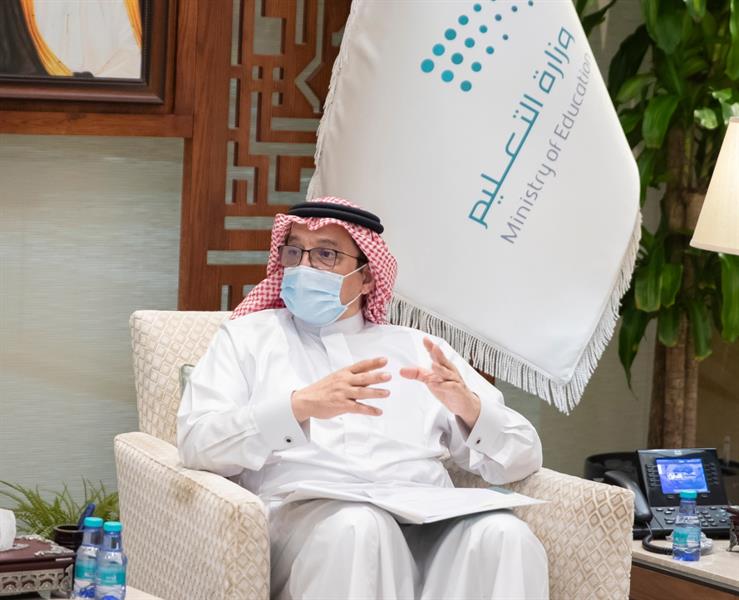 هل تستمر الدراسة