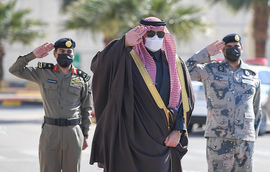 سمو أمير منطقة الحدود الشمالية يتفقد قطاع حرس الحدود برفحاء