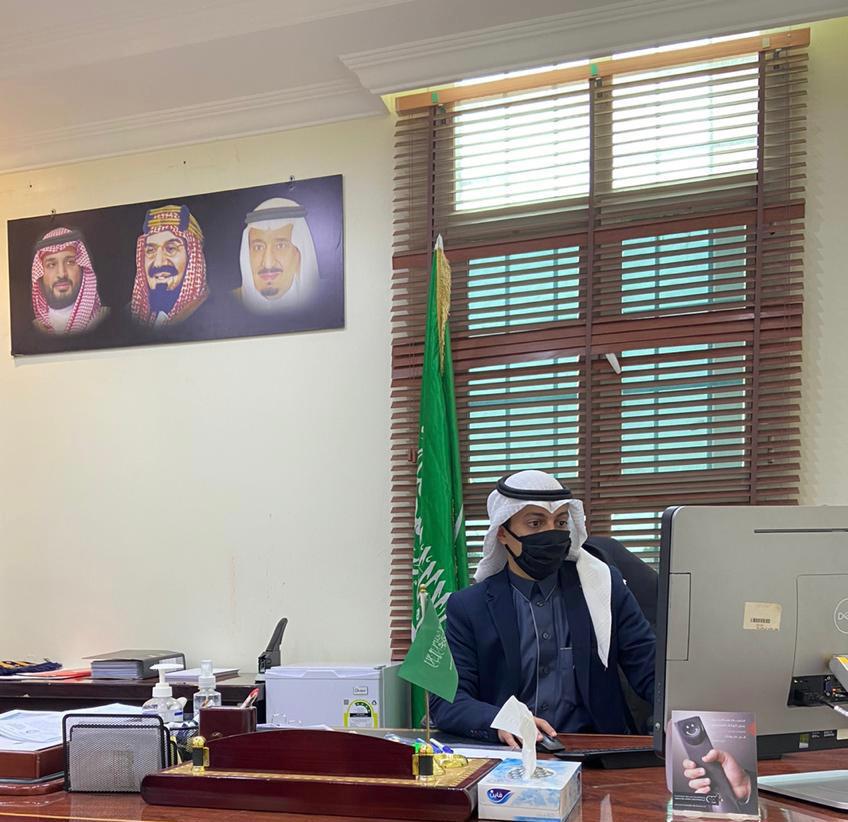 ادارة التفتيش بفرع وزارة الموارد البشرية والتنمية الاجتماعية تقيم ورشة عمل عن بعد خاصة بالمفتشين والمفتشات