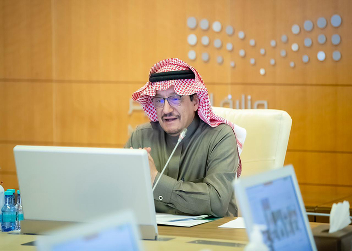 د.آل الشيخ يلتقي مديري التعليم ويؤكد على أهمية تعزيز نواتج التعلّم وضمان بداية جادة ومنتظمة للطلاب والطالبات مع بداية الفصل الدراسي الثاني