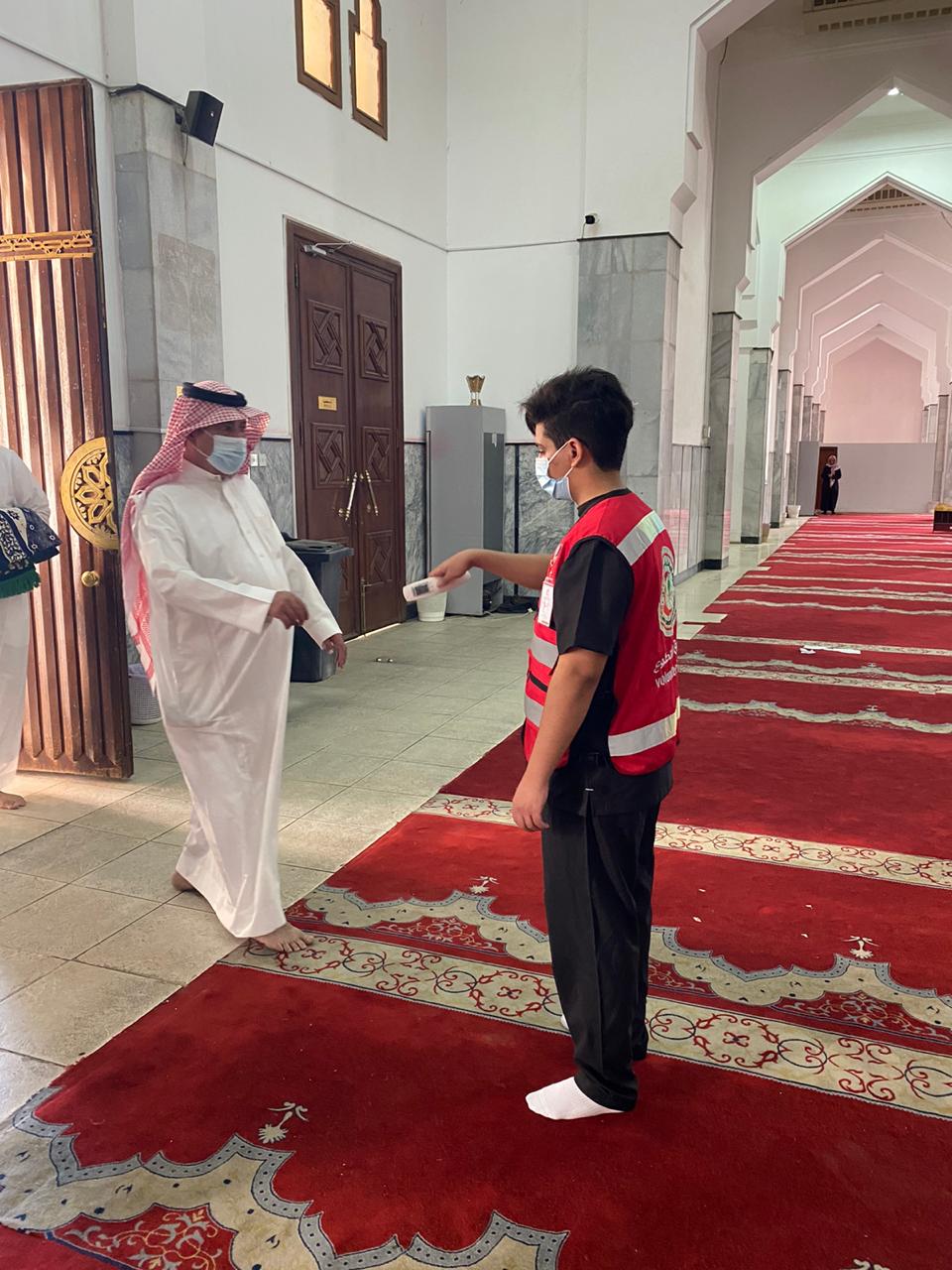 الفرق التطوعية للهلال الأحمر تشارك في أكثر من 3 آلاف مبادرة مجتمعية خلال جائحة كورونا