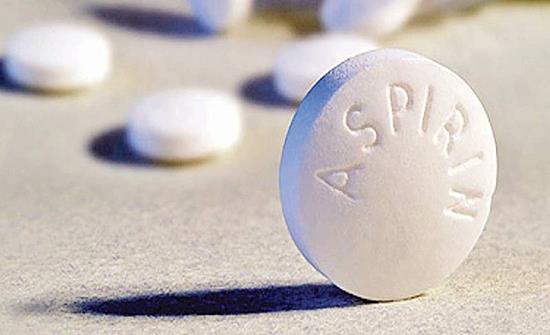 اختصاصي يحذر 6 فئات من تناول الأسبرين.. ويوضح السبب