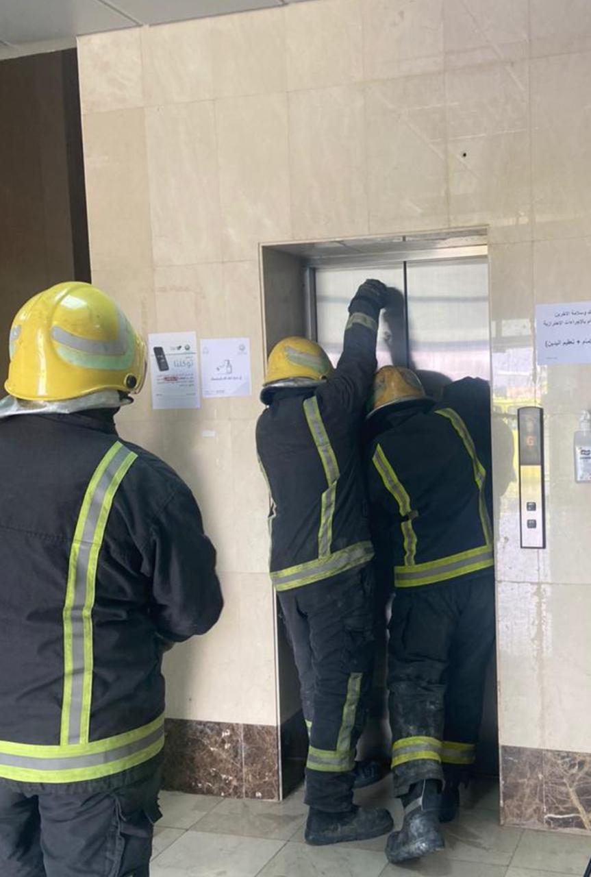 فرع هيئة الأمر بالمعروف بمنطقة الحدود الشمالية يُنفذ فرضية إخلاء بالتعاون مع الدفاع المدني