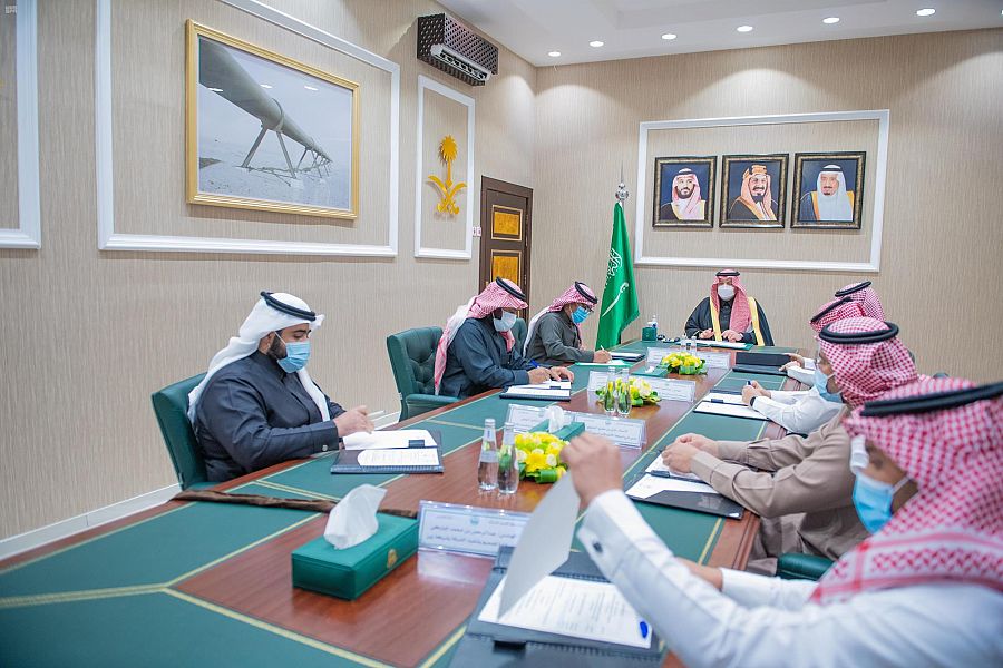 سمو أمير منطقة الحدود الشمالية يرأس اجتماع خدمات شركات الاتصالات بالحدود الشمالية
