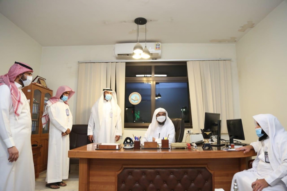 مدير عام فرع الرئاسة العامة لهيئة الأمر بالمعروف بمنطقة القصيم يزور هيئة محافظة عنيزة