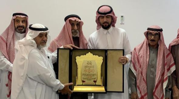 عائلة العسكر تحتفل بتخرج الدكتور : عمر عايد العسكر