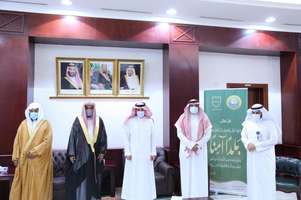 محافظ البكيرية يطلق الحملة التوعوية (رب اجعل هذا البلد آمناً)