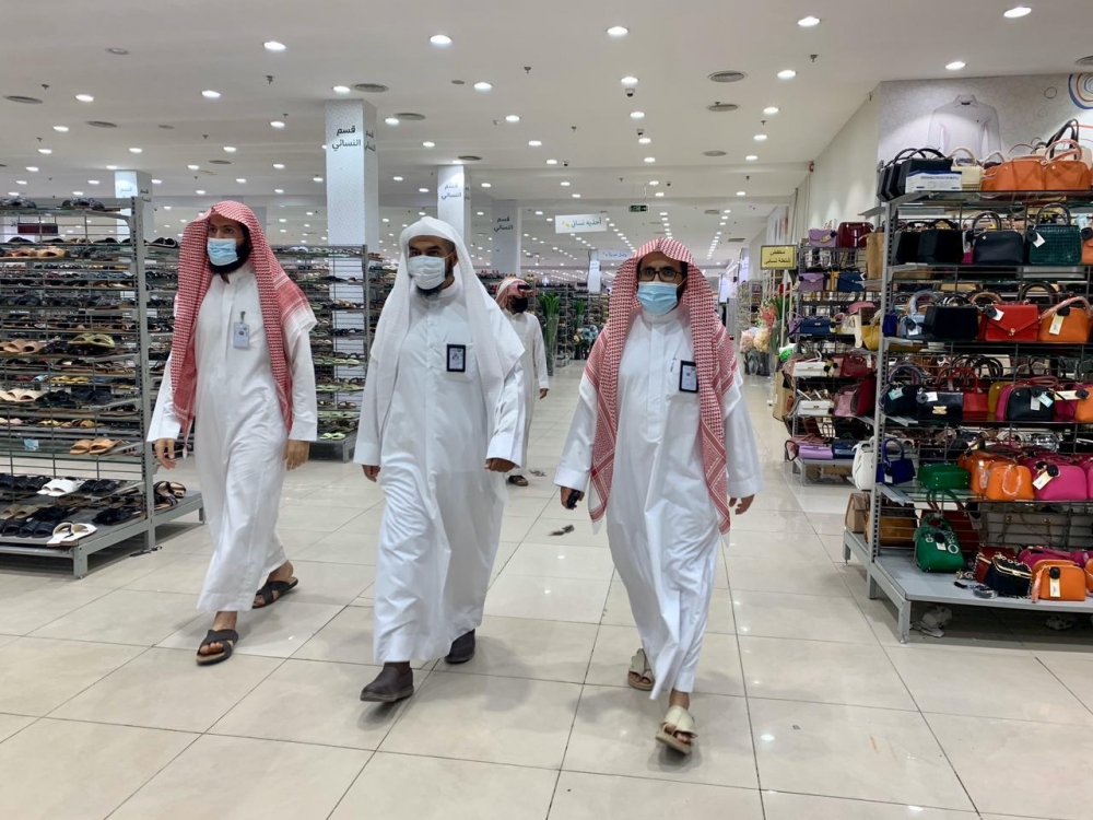 مدير عام فرع الرئاسة العامة لهيئة الأمر بالمعروف بمنطقة القصيم يتفقد هيئة مدينة بريدة