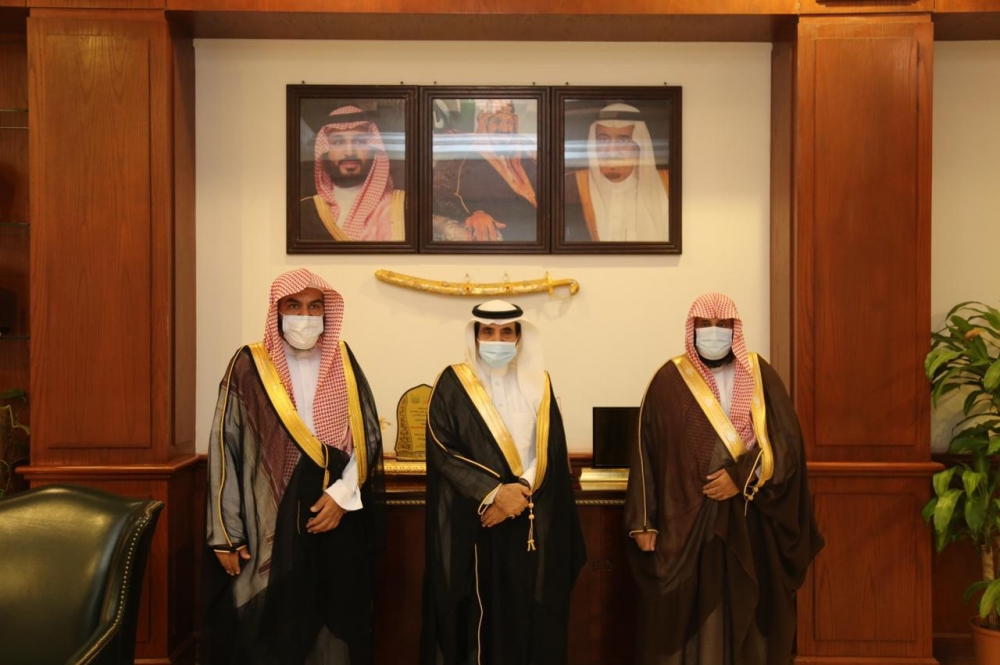 محافظ الرس يطلق الحملة التوعوية (رب اجعل هذا البلد آمناً)