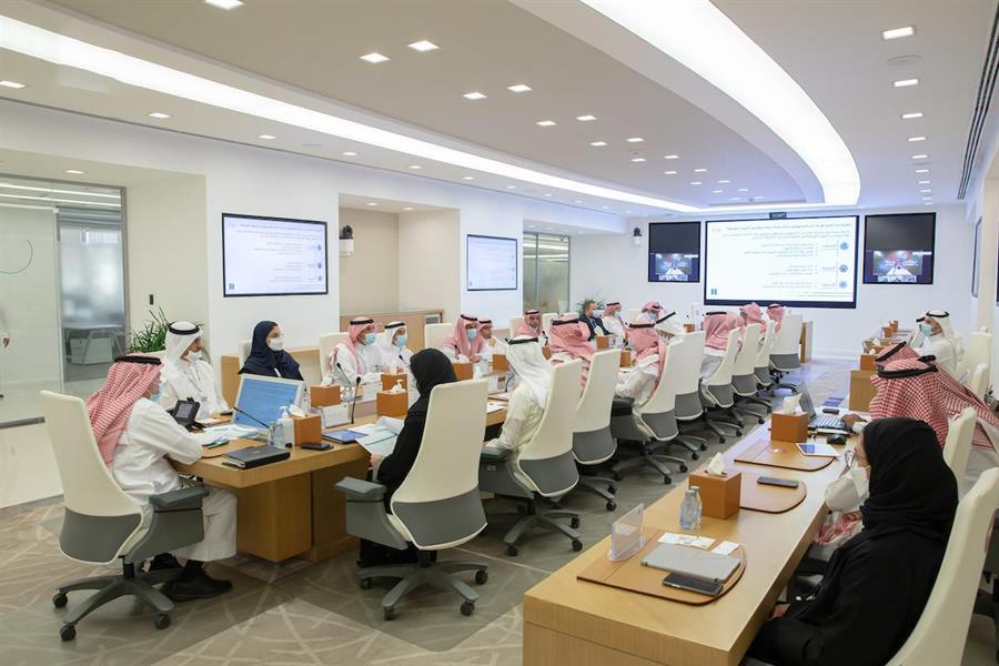 وزير التجارة يوجه وكلاء الأجهزة الكهربائية بتخصيص أرقام مجانية لتلقي شكاوى المستهلكين