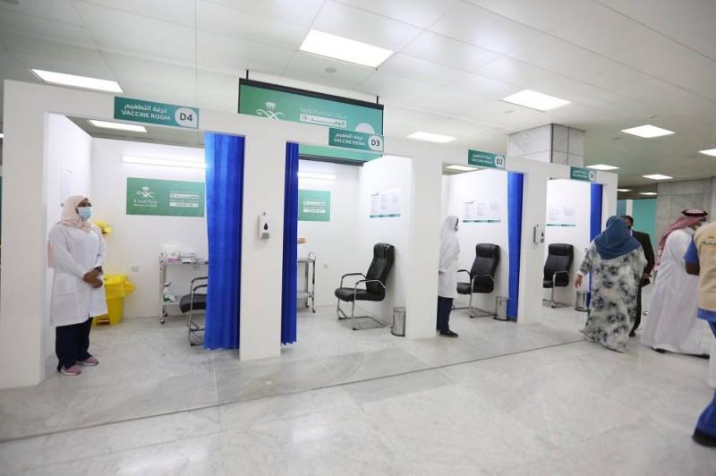 وزارة الصحة توضح حقيقة منع مُتلقي أدوية