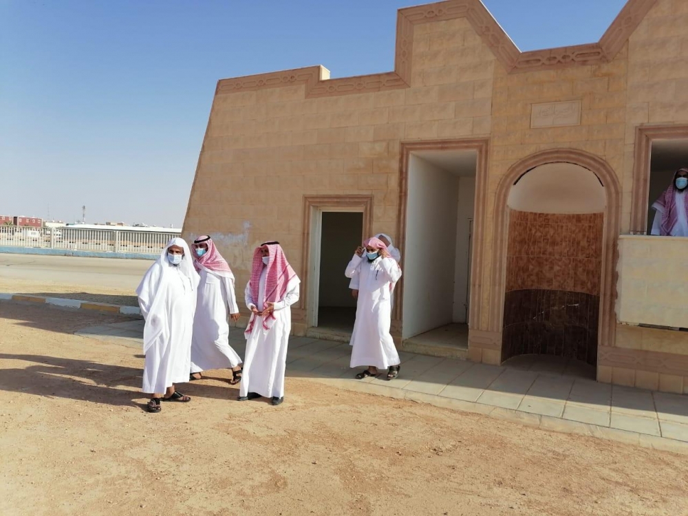 مدير الشؤون الإسلامية بالحدود الشمالية يتفقد مساجد وجوامع ومصليات العيد برفحاء