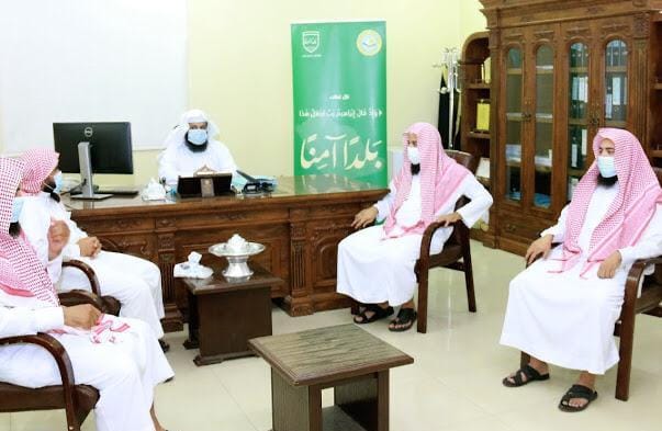 مدير فرع هيئة الأمر بالمعروف بمنطقة الحدود الشمالية المكلف يقوم بجولة تفقدية على هيئة محافظة رفحاء