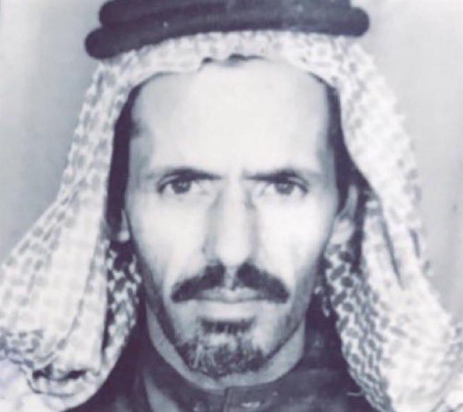 عائلة الشاعر : بندر بن سرور تنفي السماح بعرض فيلم عن حياته