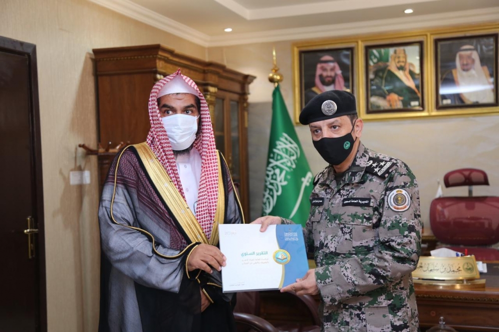 مدير عام هيئة الأمر بالمعروف بمنطقة القصيم يزور مدير إدارة السجون بالمنطقة