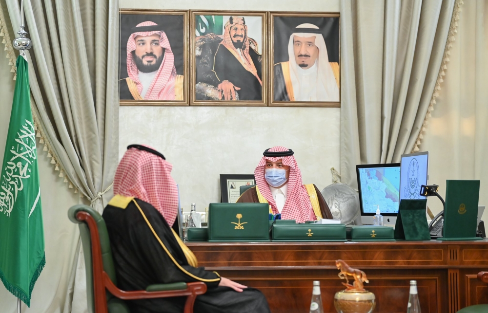 سمو أمير الحدود الشمالية يستقبل مدير الشؤون الصحية المكلف بالمنطقة 