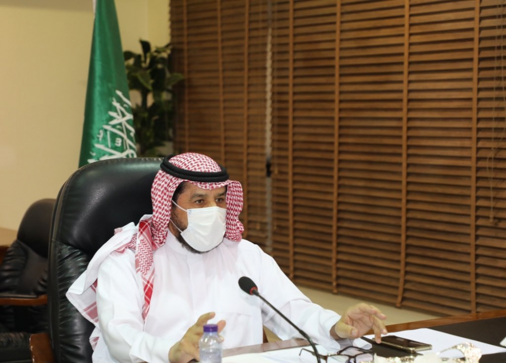 مدير تعليم الحدود الشمالية يرأس اجتماع لجنة القيادات التعليمية والإدارية