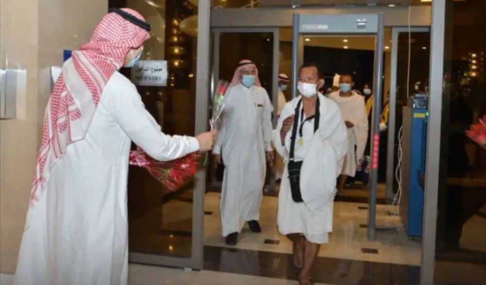 مصادر تكشف عن توجه لإقرار سقف لأسعار الغرف الفندقية للمعتمرين