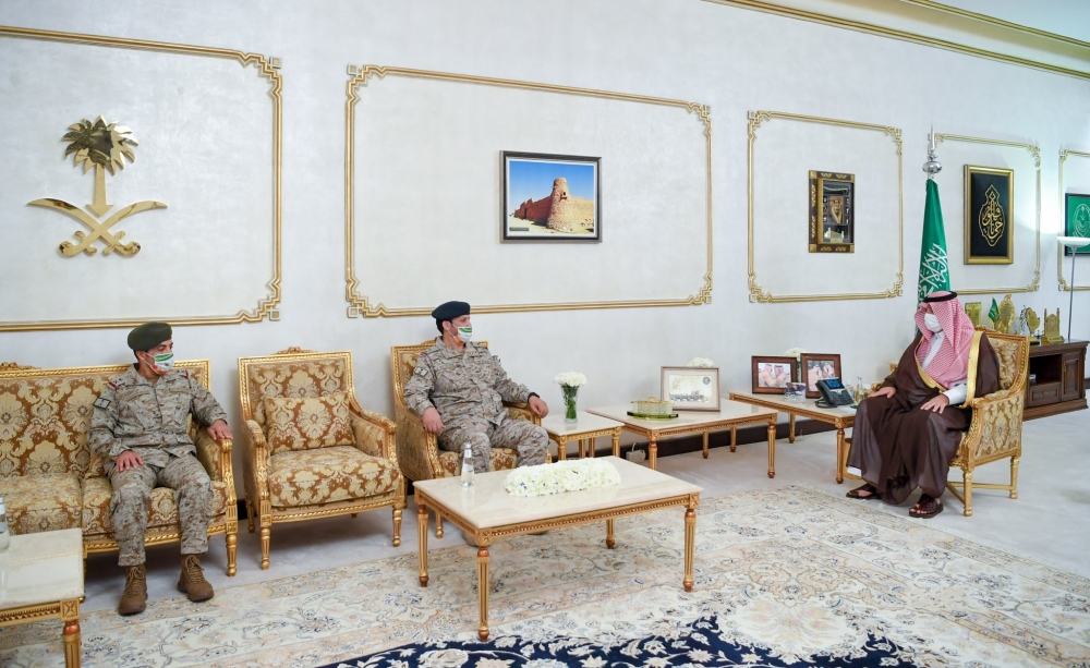سمو أمير الحدود الشمالية يستقبل اللواء العصيمي بمناسبة تعيينه قائدًا لقوة عرعر