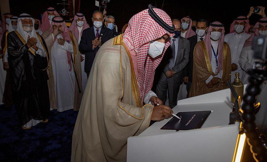 تحت رعاية خادم الحرمين .. وزير الثقافة يدشن معرض الرياض الدولي للكتاب 2021
