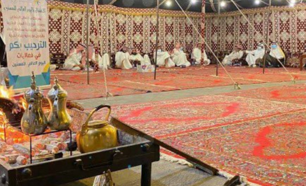 مكتب الضمان الإجتماعي برفحاء بالتعاون مع الجمعية الخيرية بالمحافظة يقيم إحتفال باليوم العالمي للمسنين