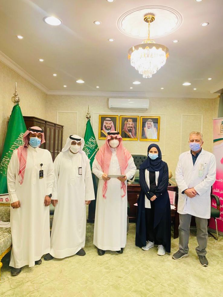 رئيس مركز شعبة نصاب يدشن الحملة الوطنية التوعوية لأهمية الاكتشاف المبكر (لسرطان الثدي)