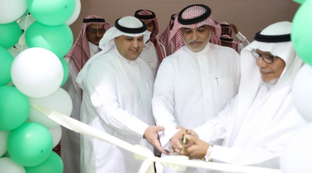 بحضور مدير فرع الموارد البشرية ورئيس وأمين الغرفة التجارية .. جمعية المتقاعدين بالحدود الشمالية تدشن (ديوانية الخبرة)