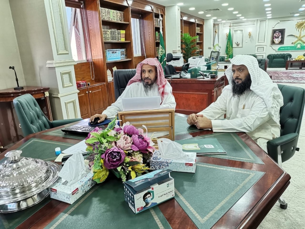 مدير فرع وزارة الشؤون الإسلامية بالحدود الشمالية يستقبل مدير معهد الأئمة والخطباء بالوزارة