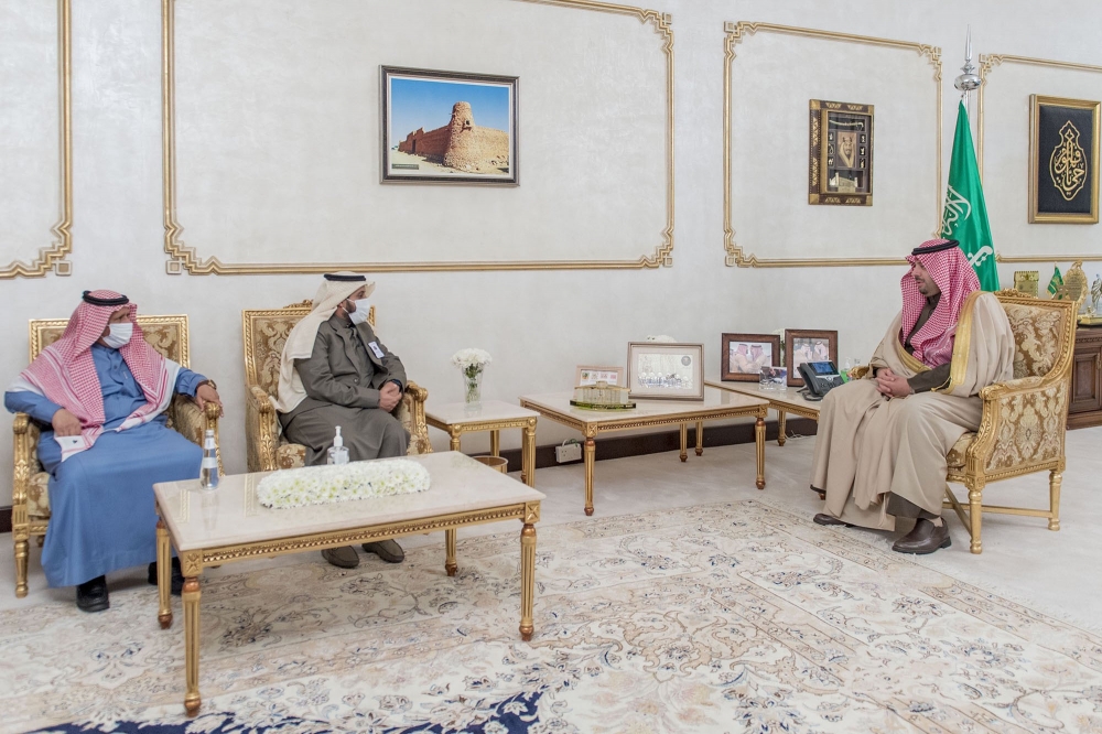 سمو أمير منطقة الحدود الشمالية يستقبل أمين عام لجنة رعاية السجناء