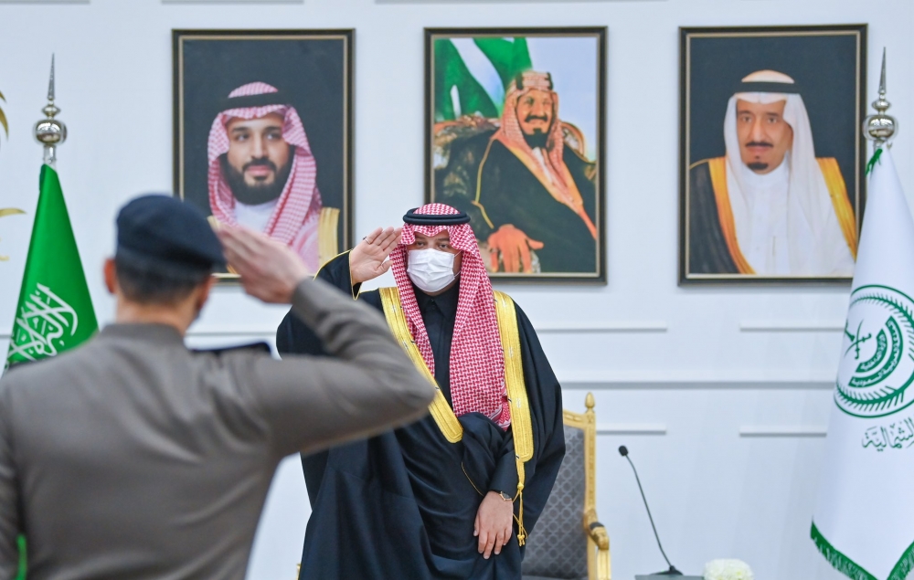 سمو أمير الحدود الشمالية يستقبل المواطنين في جلسته المسائية