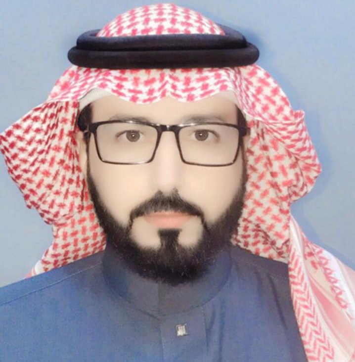 ترقية الأستاذ : عبدالعزيز عايد العنزي للمرتبة الثامنة .. وعرعر اليوم تهنيء