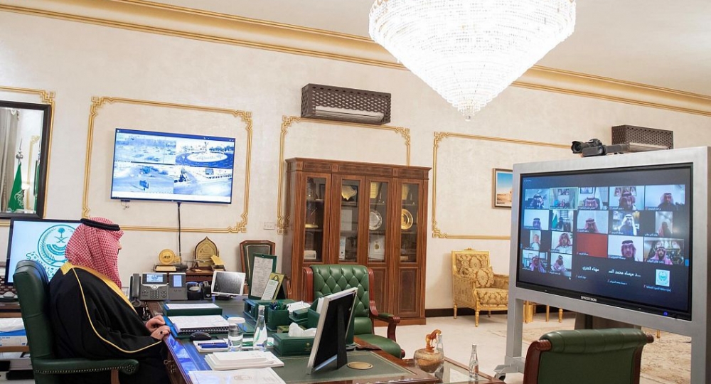 سمو أمير الحدود الشمالية يرأس اجتماع الجمعية العمومية لجمعية ساعد الخيرية