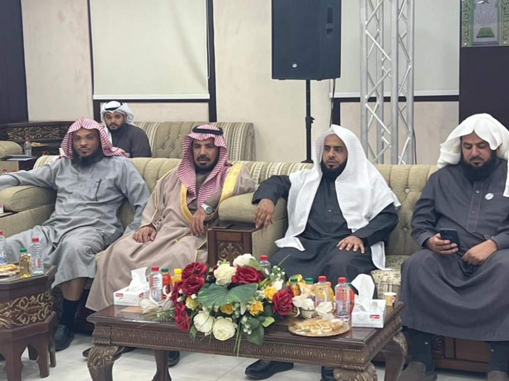 مدير فرع وزارة الشؤون الإسلامية بالحدود الشمالية الشيخ : فهد بن حمود الضبيان يدشن مسابقة خادم الحرمين الشريفين لحفظ القرآن الكريم وتلاوته وتفسيره للبنين والبنات في دورتها الـ23