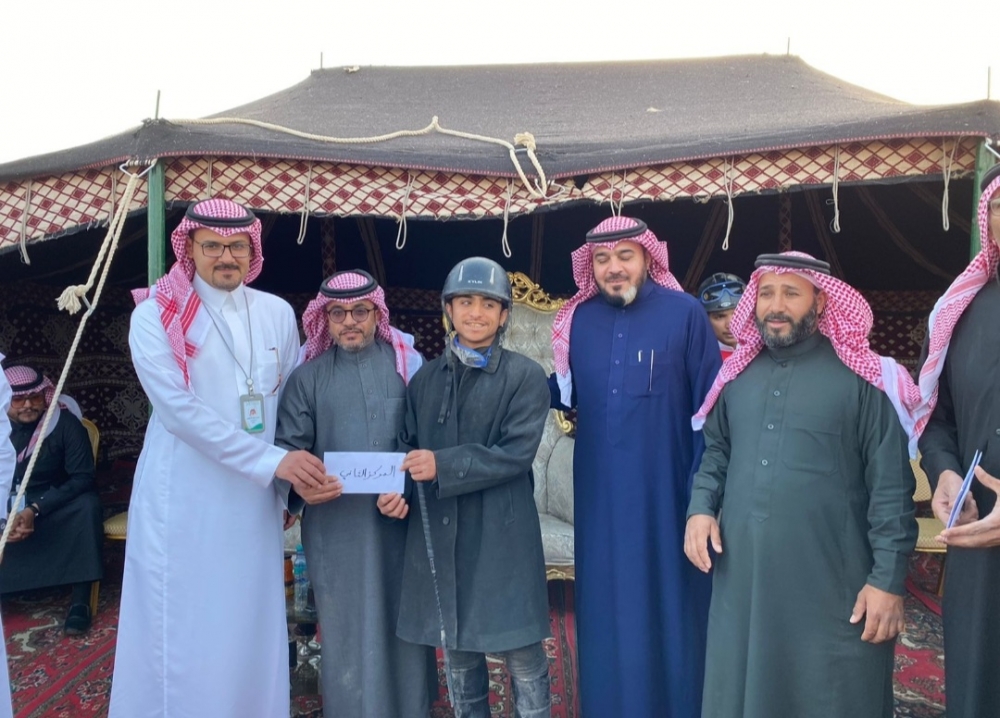 لجنة التنمية الإجتماعية الأهلية تقيم سباق اليوم الواحد لملاك الخيل بمدينة عرعر