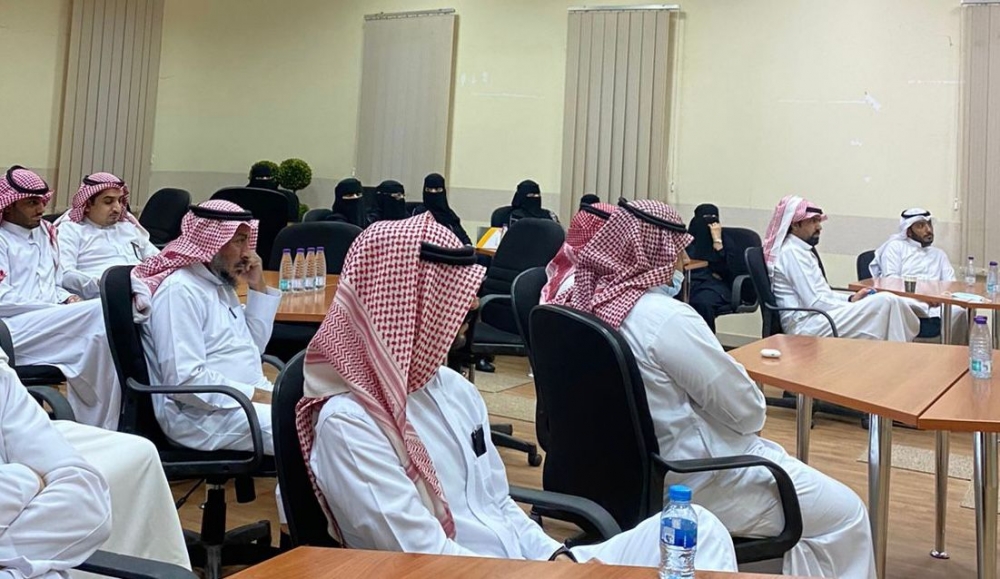 فرع وزارة الموارد البشرية بالحدود الشمالية ينفذ دورة (أساسيات لغة الإشارة) للجهات الحكومية